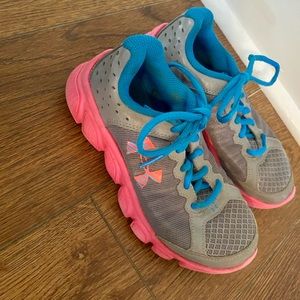 Under Armour Sneakers